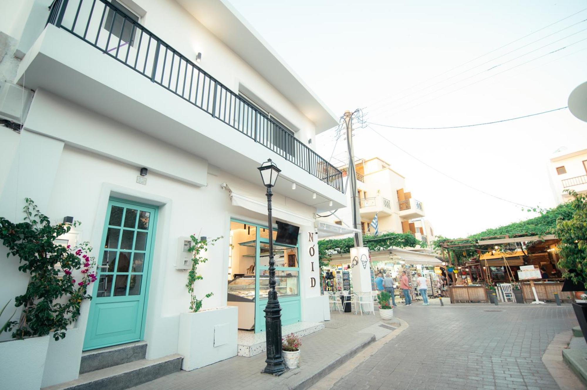 Granny'S House Apartment คอสทาวน์ ภายนอก รูปภาพ